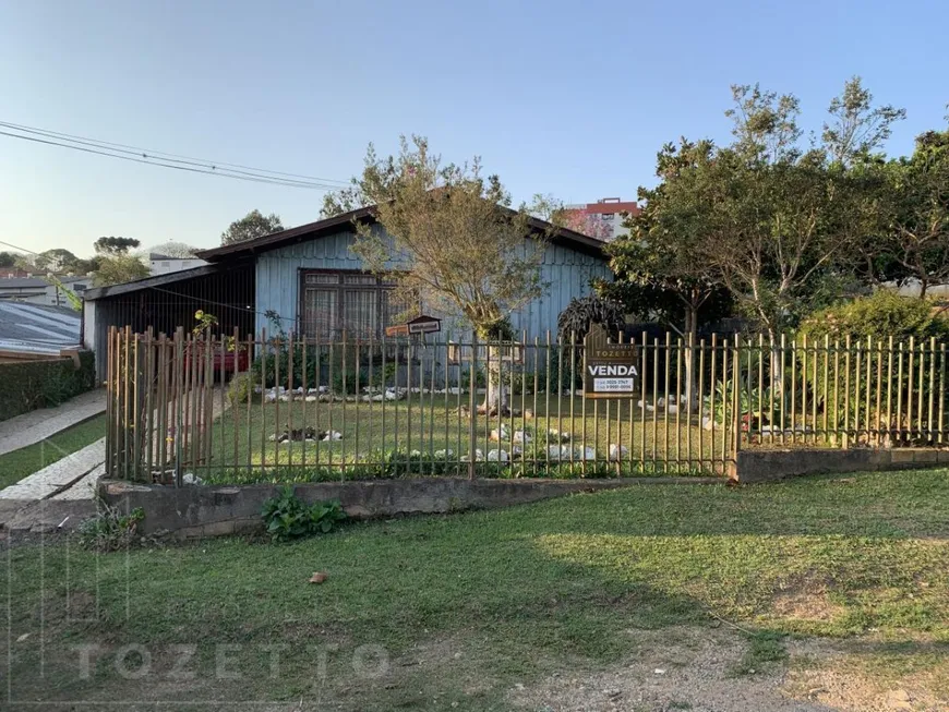 Foto 1 de Lote/Terreno à venda, 500m² em Uvaranas, Ponta Grossa