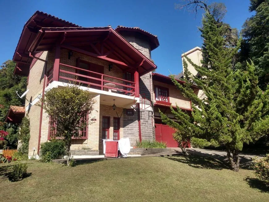 Foto 1 de Casa de Condomínio com 4 Quartos à venda, 220m² em Santa Terezinha, Canela