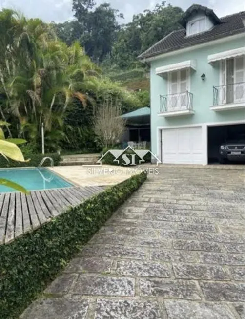 Foto 1 de Casa com 6 Quartos à venda, 500m² em Centro, Petrópolis