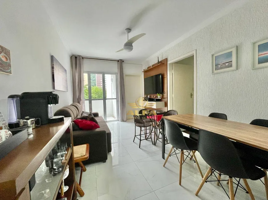 Foto 1 de Apartamento com 2 Quartos à venda, 80m² em Pitangueiras, Guarujá