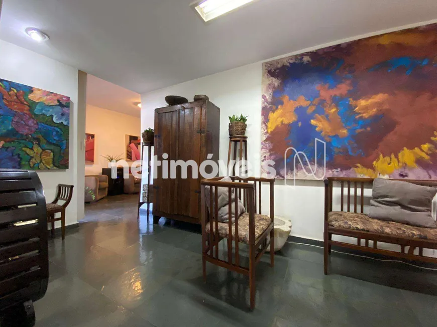 Foto 1 de Casa com 6 Quartos à venda, 285m² em Santo Antônio, Belo Horizonte