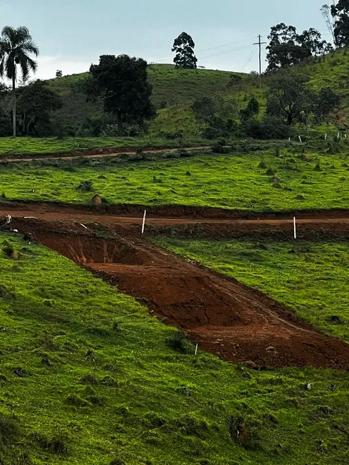 Foto 1 de Lote/Terreno à venda, 600m² em Centro, Igaratá