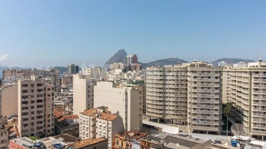 Foto 1 de Casa com 3 Quartos à venda, 260m² em Catete, Rio de Janeiro