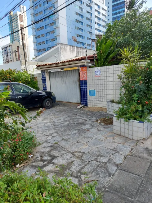 Foto 1 de Casa com 3 Quartos à venda, 100m² em Cabo Branco, João Pessoa