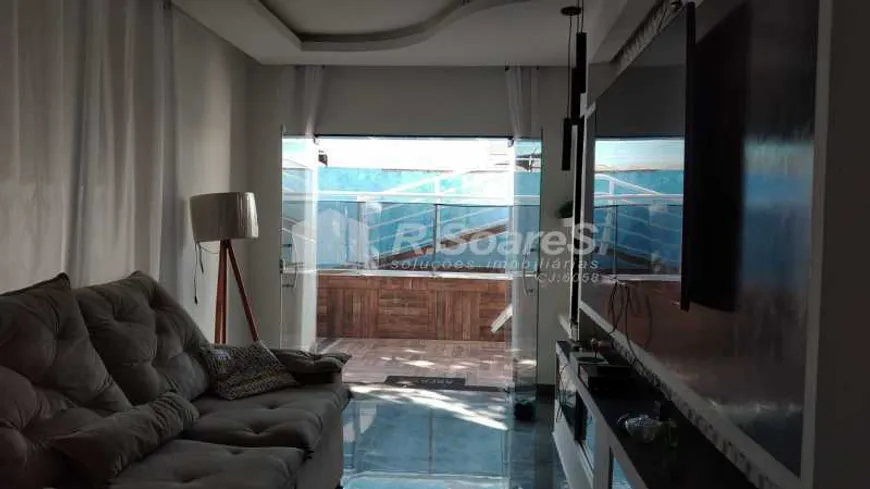 Foto 1 de Casa com 4 Quartos à venda, 293m² em  Vila Valqueire, Rio de Janeiro