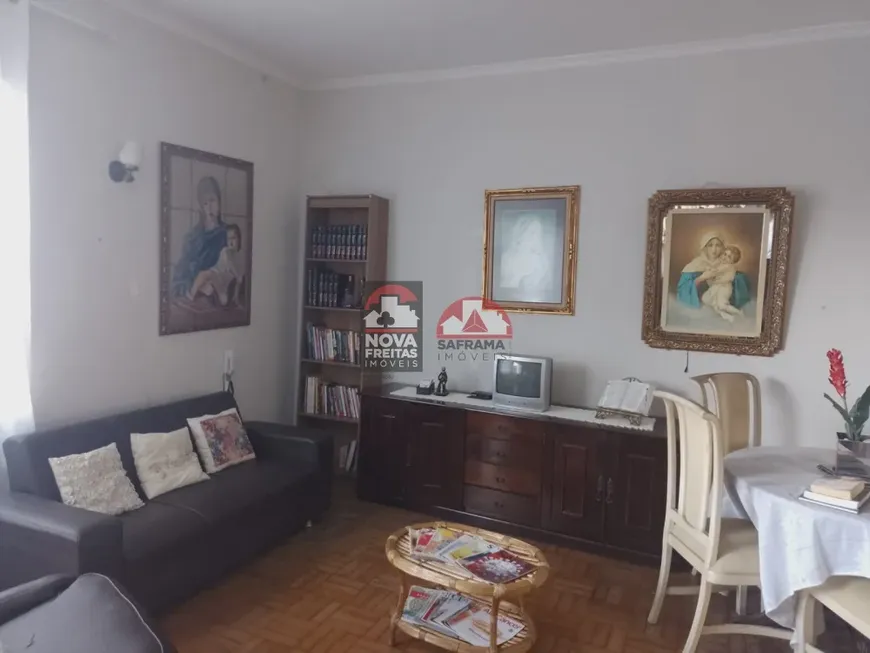 Foto 1 de Casa com 3 Quartos à venda, 312m² em Jardim São Dimas, São José dos Campos