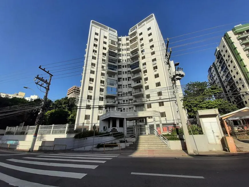 Foto 1 de Apartamento com 3 Quartos à venda, 101m² em Beira Mar, Florianópolis