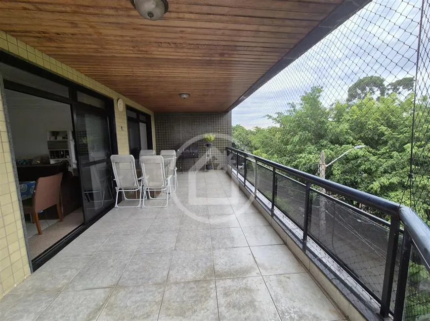 Foto 1 de Apartamento com 4 Quartos à venda, 290m² em Jardim Guanabara, Rio de Janeiro
