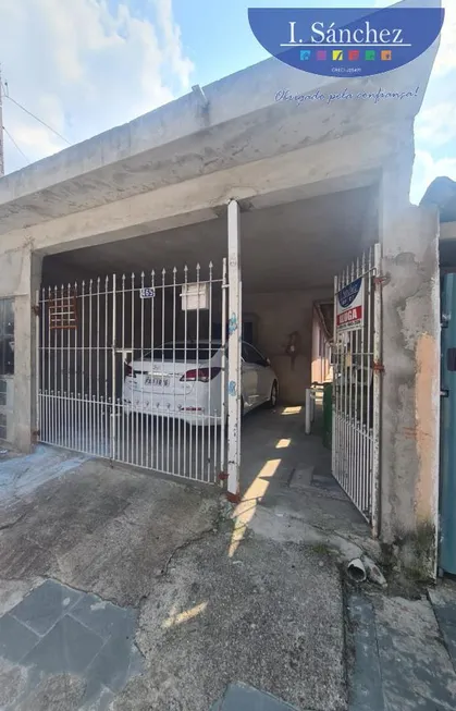 Foto 1 de Casa com 3 Quartos para alugar, 70m² em Centro, Itaquaquecetuba