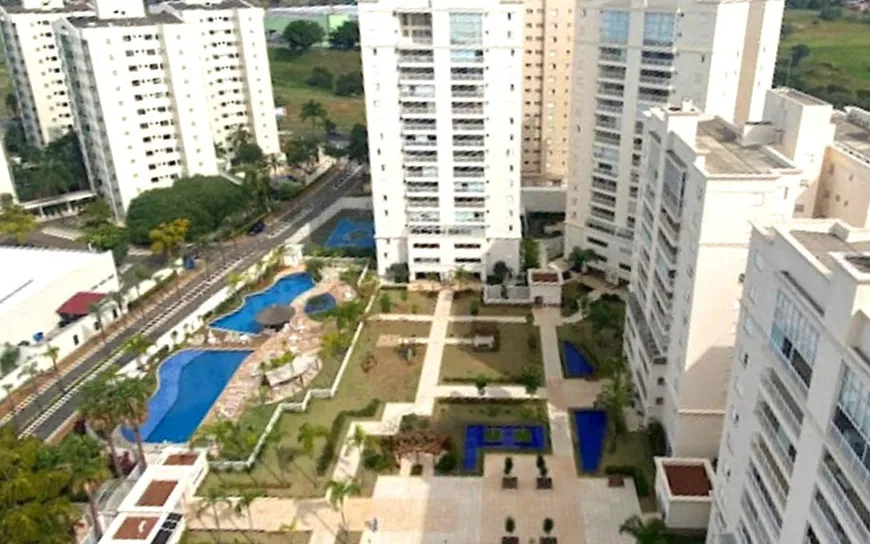 Foto 1 de Apartamento com 3 Quartos à venda, 132m² em Vila Brandina, Campinas