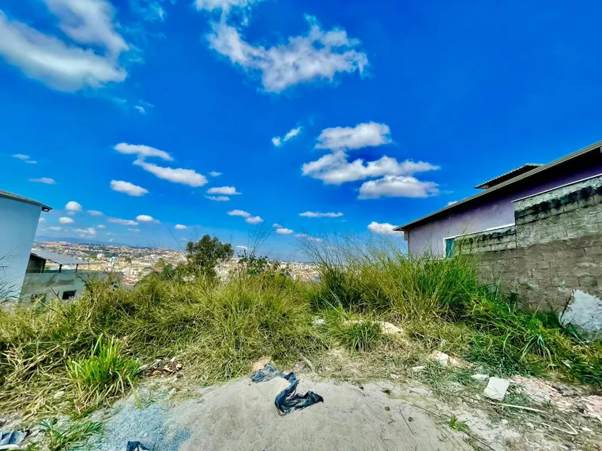 Foto 1 de Lote/Terreno à venda, 360m² em Arvoredo II, Contagem