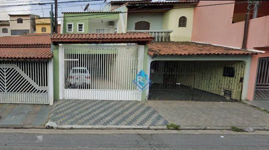 Foto 1 de Sobrado com 3 Quartos à venda, 166m² em Jardim Rina, Santo André