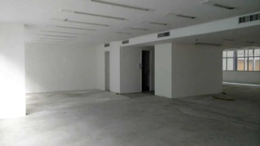 Foto 1 de Sala Comercial para venda ou aluguel, 220m² em Centro, Rio de Janeiro