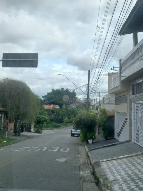 Foto 1 de Sobrado com 2 Quartos à venda, 130m² em Jardim Marek, Santo André