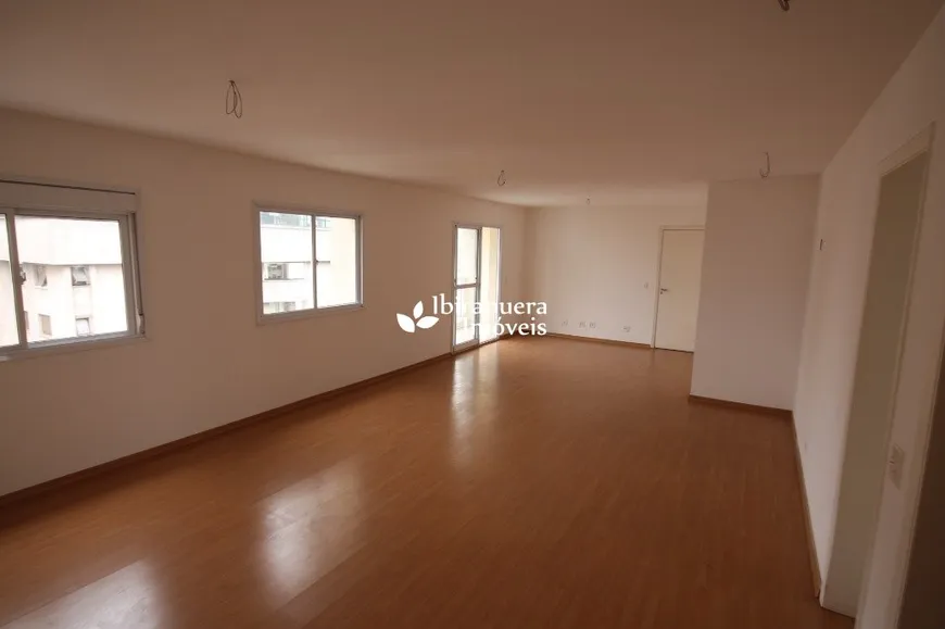 Foto 1 de Apartamento com 4 Quartos à venda, 144m² em Moema, São Paulo