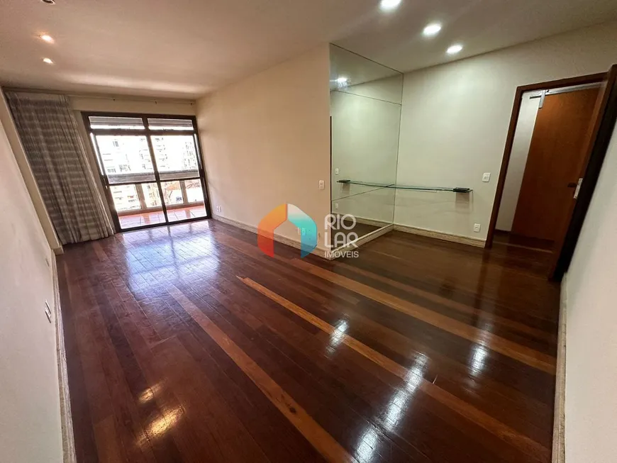 Foto 1 de Apartamento com 3 Quartos à venda, 104m² em Copacabana, Rio de Janeiro