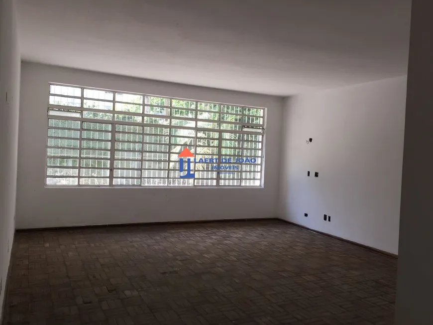 Foto 1 de Casa com 3 Quartos à venda, 290m² em Campo Belo, São Paulo
