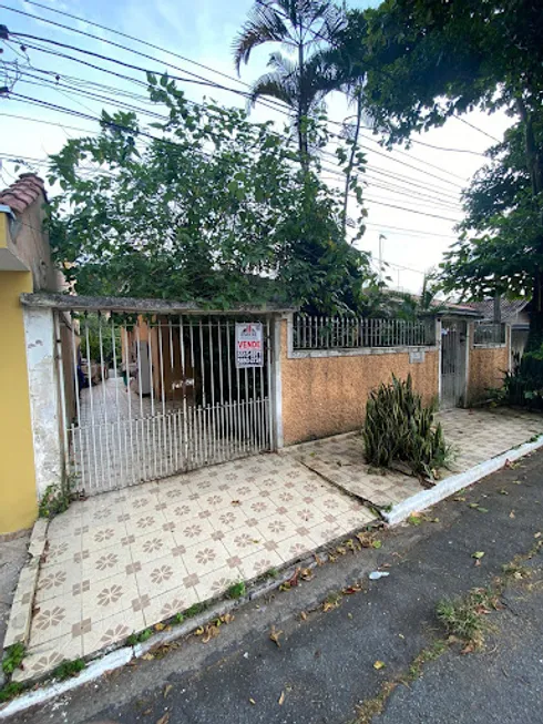 Foto 1 de Casa com 3 Quartos à venda, 250m² em Parque Guarapiranga, São Paulo