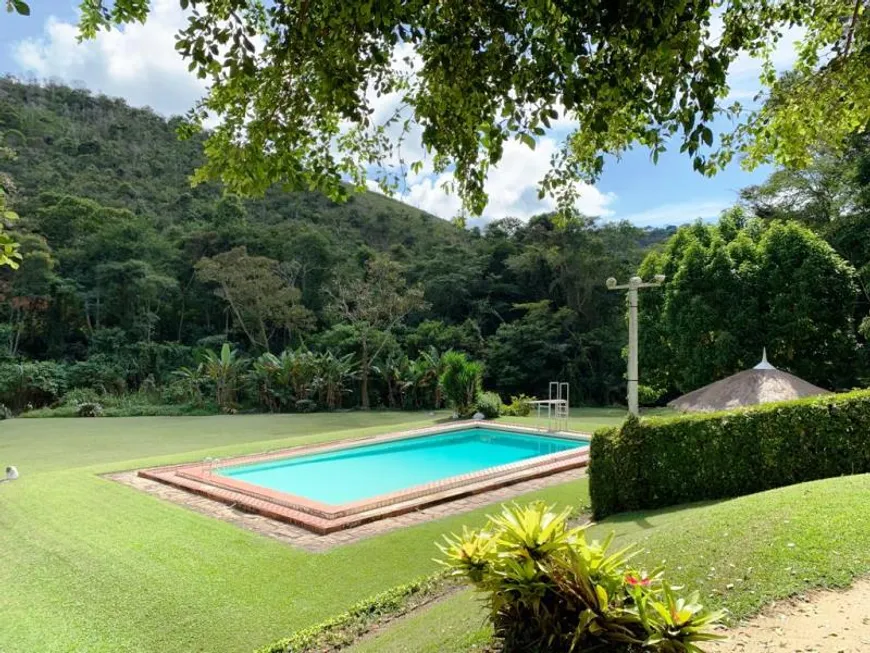 Foto 1 de Fazenda/Sítio com 6 Quartos à venda, 300m² em Pedro do Rio, Petrópolis
