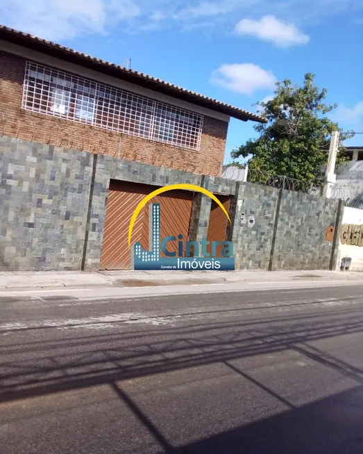 Foto 1 de Casa com 4 Quartos à venda, 170m² em Itapuã, Salvador