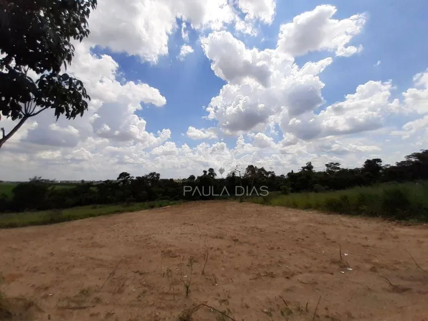 Foto 1 de Lote/Terreno à venda, 2000m² em Iporanga, Sorocaba