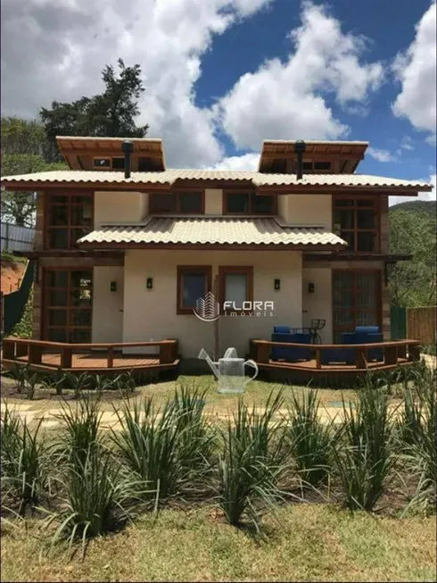 Foto 1 de Casa de Condomínio com 3 Quartos à venda, 110m² em Itaipava, Petrópolis