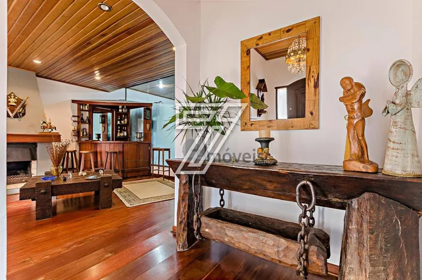 Foto 1 de Casa com 4 Quartos à venda, 280m² em Parolin, Curitiba