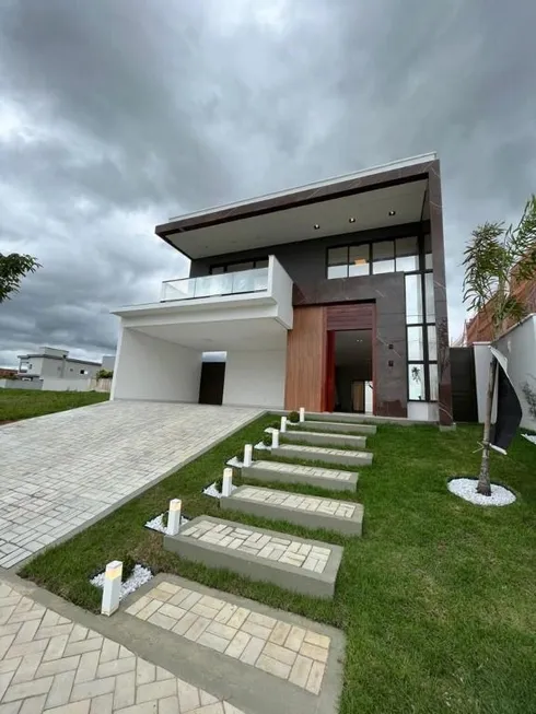 Foto 1 de Casa de Condomínio com 4 Quartos à venda, 250m² em Cidade Alpha, Eusébio