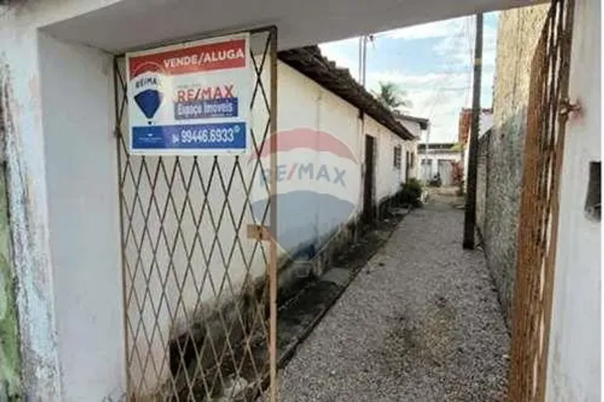 Foto 1 de Casa com 3 Quartos para alugar, 86m² em Santos Reis, Parnamirim