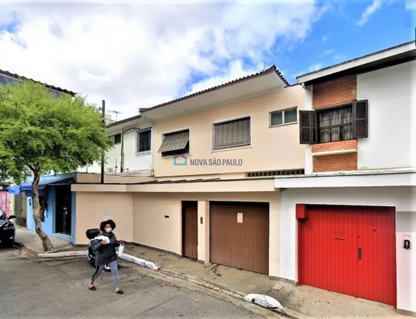 Foto 1 de Sobrado com 5 Quartos à venda, 200m² em Saúde, São Paulo