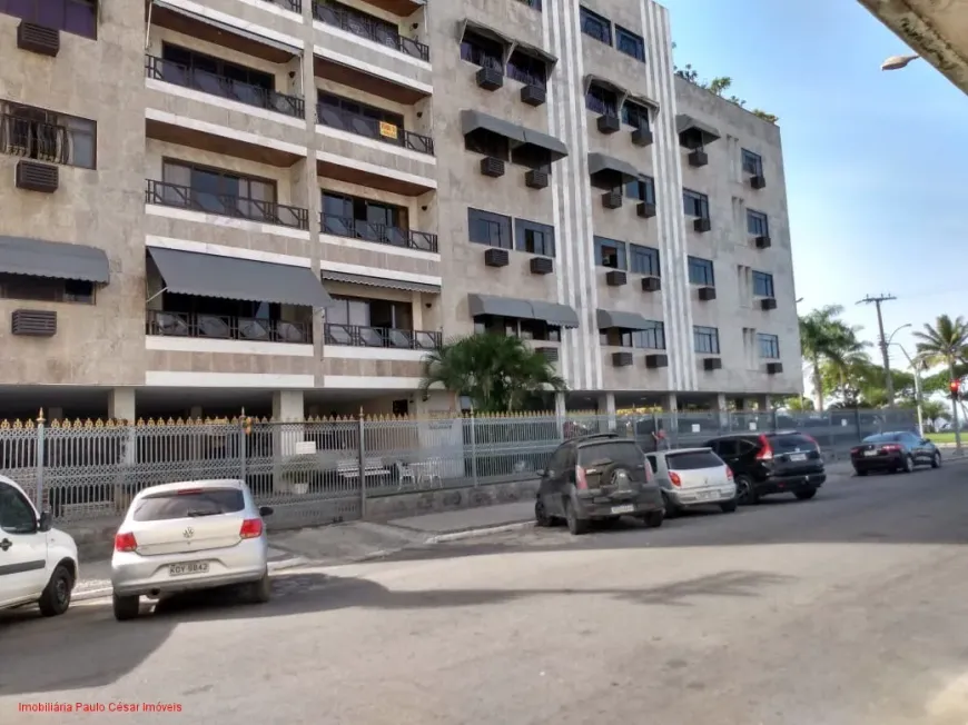 Foto 1 de Apartamento com 3 Quartos à venda, 294m² em Centro, Araruama