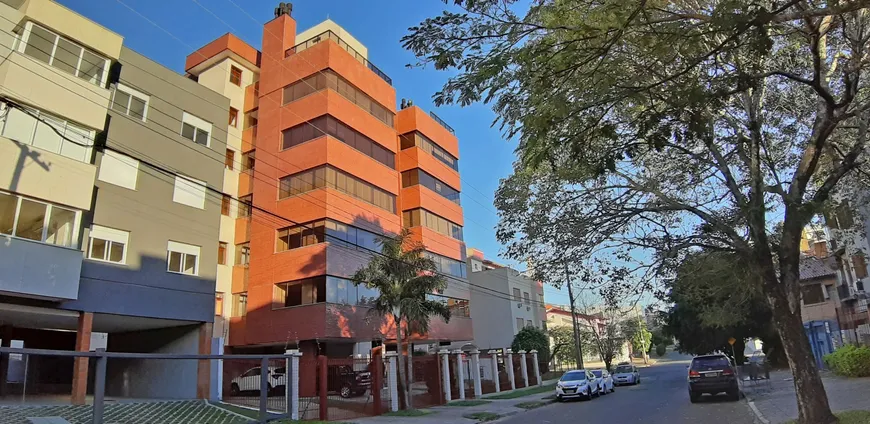 Foto 1 de Apartamento com 3 Quartos à venda, 132m² em Jardim Planalto, Porto Alegre