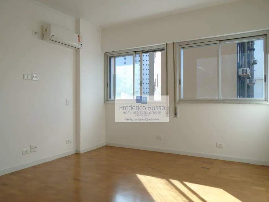 Foto 1 de Apartamento com 3 Quartos para alugar, 235m² em Santa Cecília, São Paulo