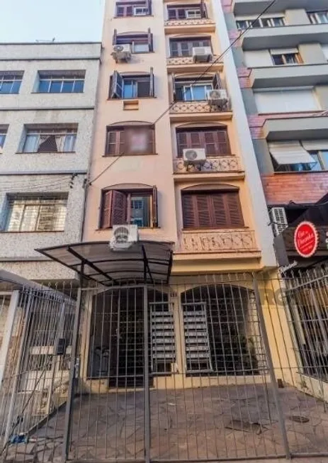 Foto 1 de Apartamento com 1 Quarto à venda, 43m² em Centro, Porto Alegre