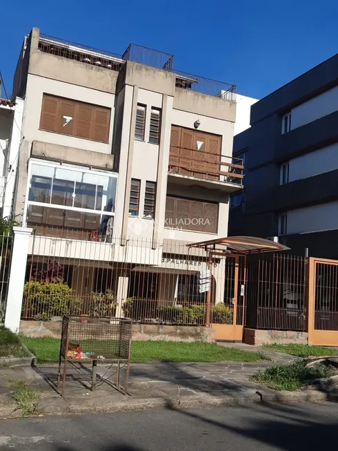 Foto 1 de Cobertura com 3 Quartos à venda, 72m² em Chácara das Pedras, Porto Alegre