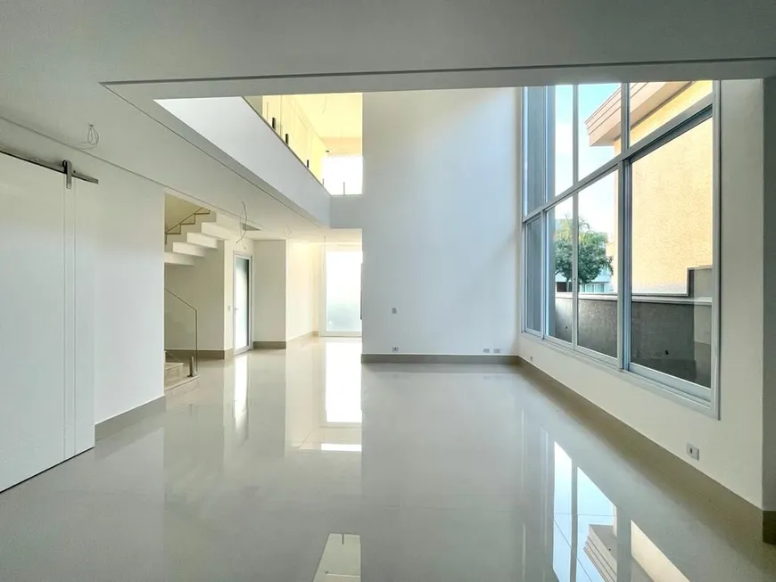 Foto 1 de Casa com 4 Quartos à venda, 422m² em Genesis 1, Santana de Parnaíba