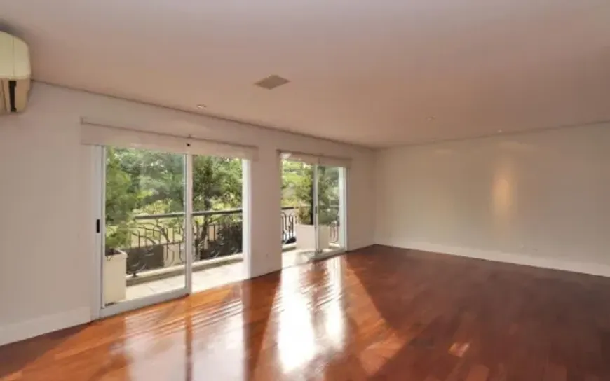 Foto 1 de Casa de Condomínio com 4 Quartos à venda, 400m² em Jardim Panorama, São Paulo