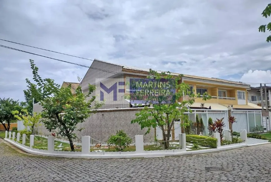 Foto 1 de Sobrado com 4 Quartos à venda, 260m² em Vargem Pequena, Rio de Janeiro