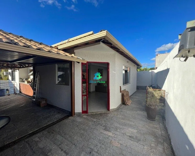 Foto 1 de Casa com 3 Quartos à venda, 145m² em Novo Santos Dumont, Lagoa Santa