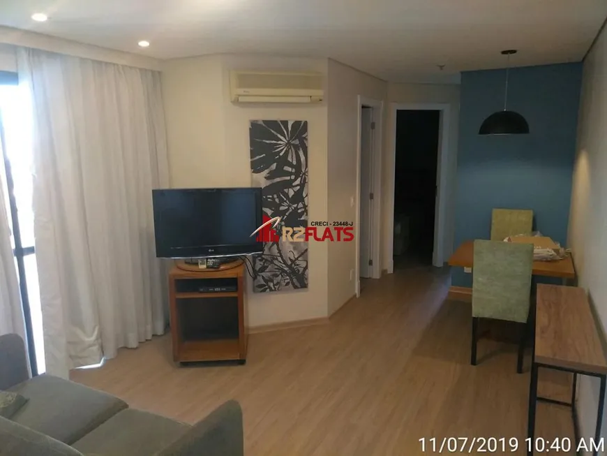 Foto 1 de Flat com 2 Quartos à venda, 52m² em Vila Olímpia, São Paulo