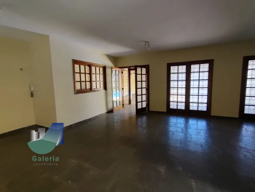 Foto 1 de Casa com 3 Quartos para alugar, 346m² em Jardim Irajá, Ribeirão Preto