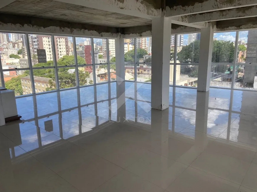 Foto 1 de Sala Comercial para alugar, 100m² em Petrópolis, Porto Alegre