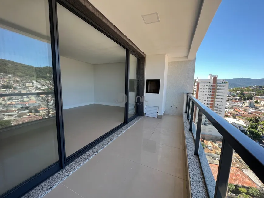 Foto 1 de Apartamento com 3 Quartos à venda, 124m² em Agronômica, Florianópolis
