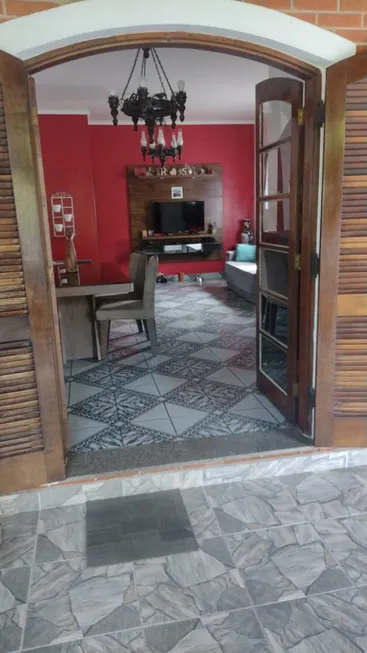 Foto 1 de Casa com 3 Quartos à venda, 137m² em Jardim Independencia, São Vicente