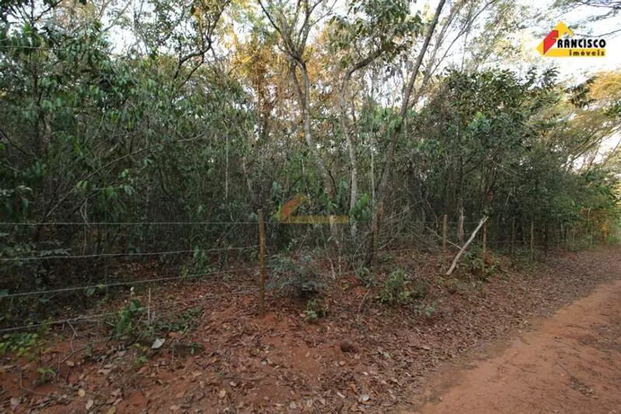 Foto 1 de Lote/Terreno à venda, 4000m² em Jardinópolis, Divinópolis