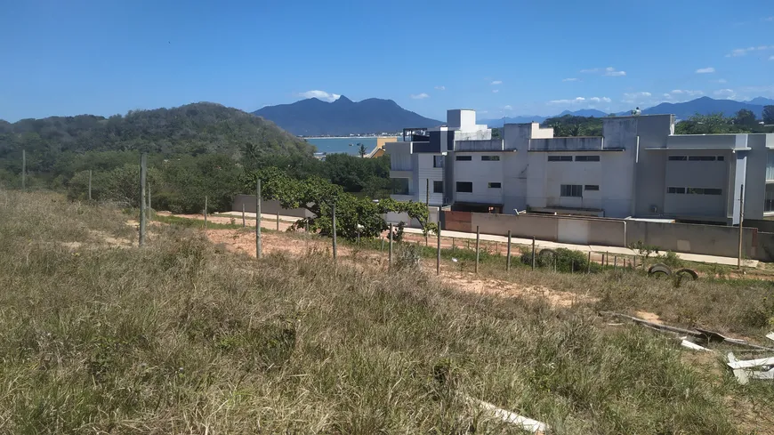 Foto 1 de Lote/Terreno à venda, 360m² em Colinas, Rio das Ostras