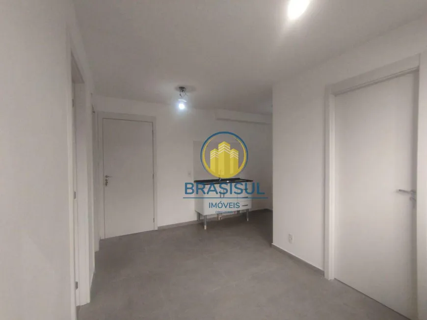 Foto 1 de Apartamento com 2 Quartos para alugar, 34m² em Socorro, São Paulo