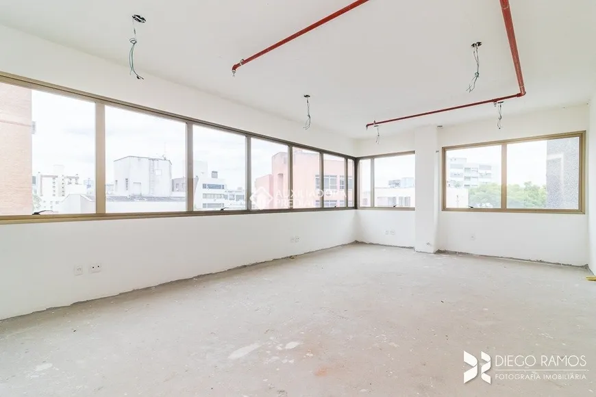 Foto 1 de Sala Comercial para alugar, 41m² em Petrópolis, Porto Alegre