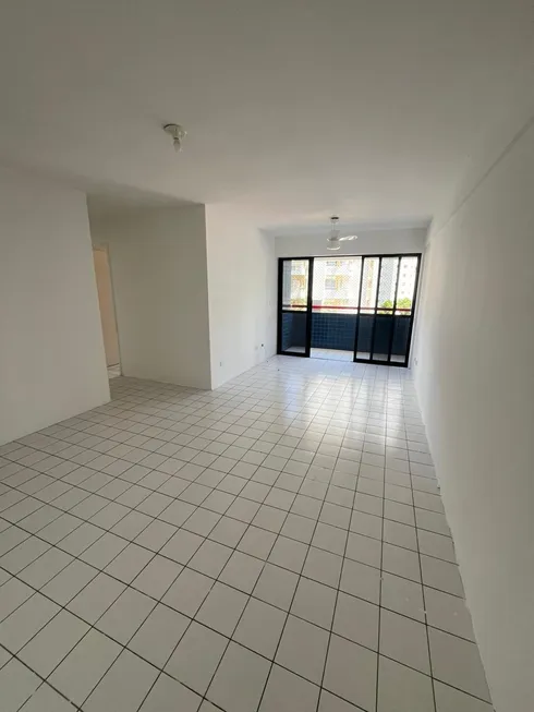 Foto 1 de Apartamento com 3 Quartos à venda, 75m² em Boa Viagem, Recife