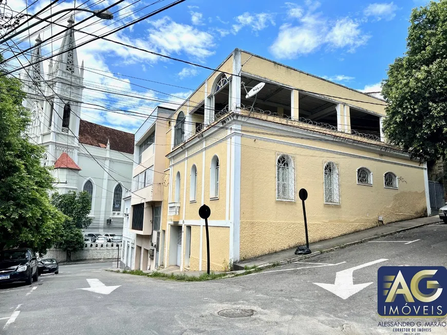 Foto 1 de Casa com 3 Quartos à venda, 250m² em Centro, Cachoeiro de Itapemirim